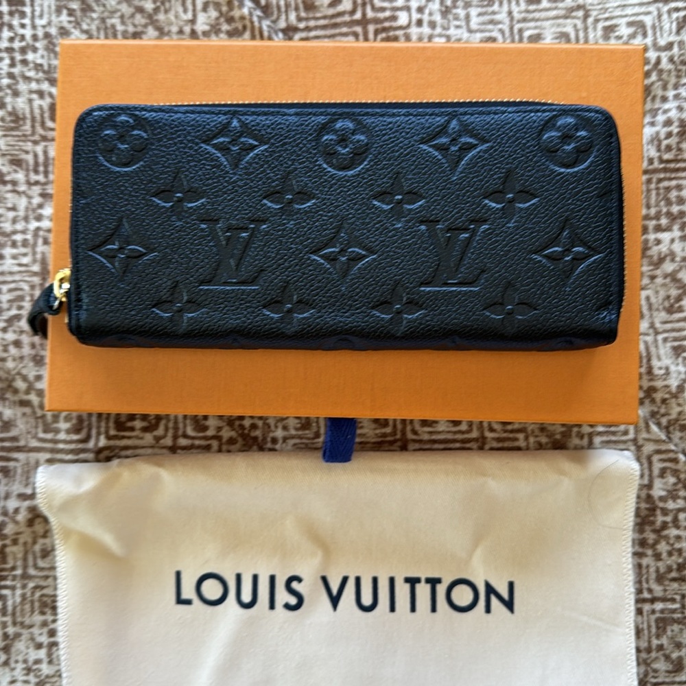 Louis Vuitton Black Clemente Empreinte Leather Wallet - Authentic - Picture 2 of 12